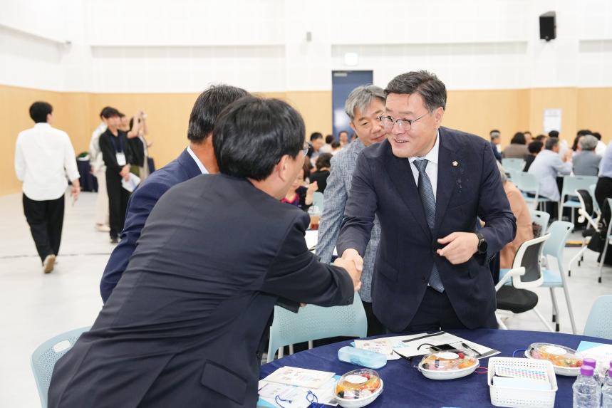 포천시의회, 인구문제 해법 모색을 위한 「포천시 인구정책 대토론회」 참석 - 9