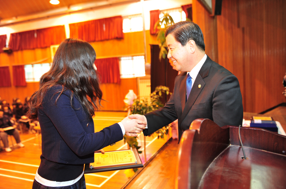 일동고등학교 졸업식