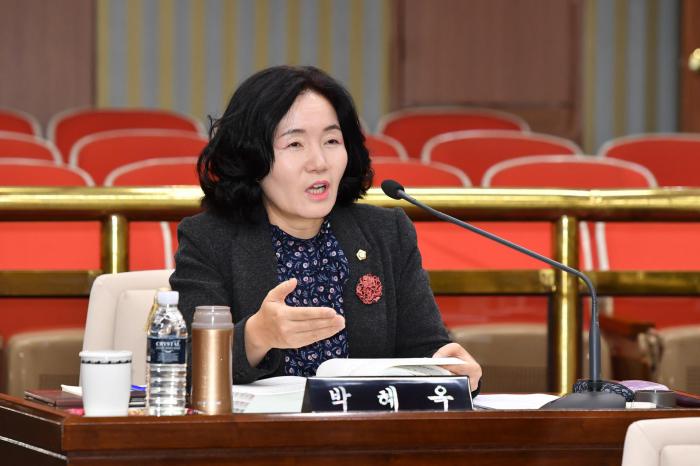 181127 제137회 제2차 정례회 행정사무감사 - 8