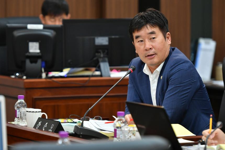 제142회 임시회 예산결산특별위원회 - 4