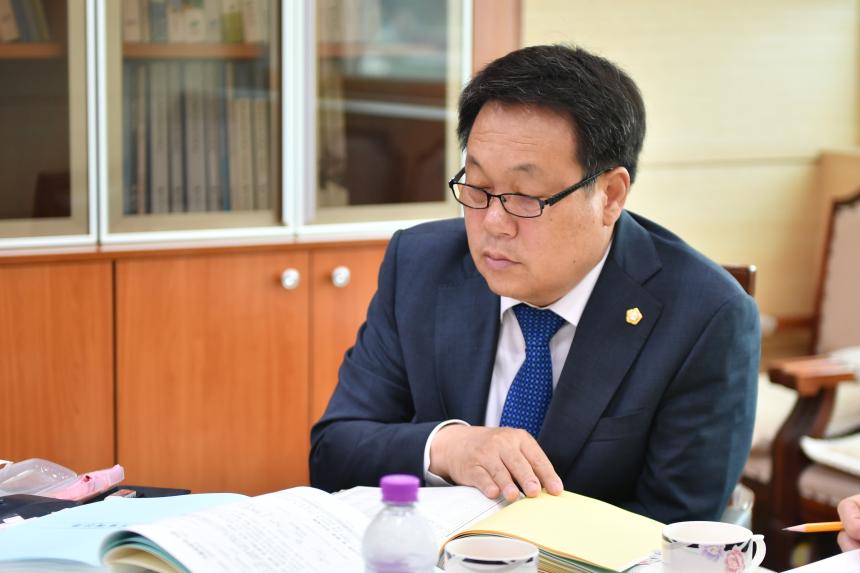 제142회 임시회 행감특위 및 예결특위 계수조정 - 4