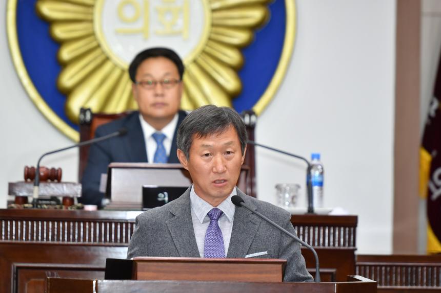 제144회 임시회 운영위, 개회, 1차본회의 - 1