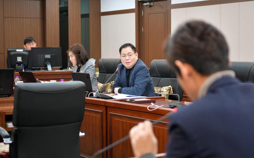제145회 포천시의회(제2차 정례회) 폐회 중 제2차 군소음법주변지역피해보상대책특별위원회 - 4