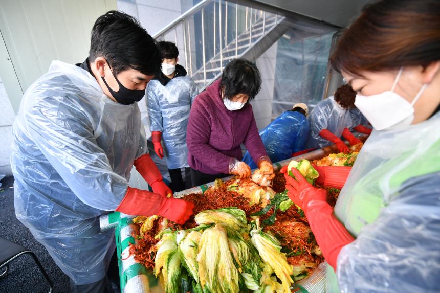 소흘읍자율방범대 불우이웃돕기 김장 담그기 - 5