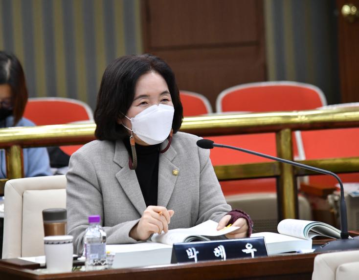 제155회 포천시의회(임시회) 제1차 운영위원회 및 본회의 - 8