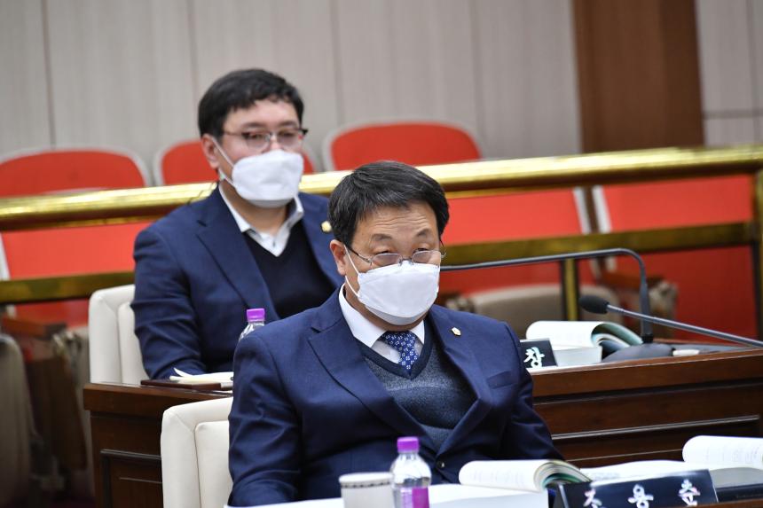 제155회 포천시의회(임시회) 제1차 운영위원회 및 본회의 - 10