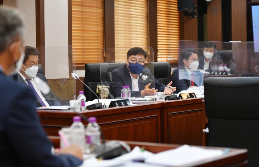 제158회 제1차 정례회 5일차 행정사무감사특별위원회