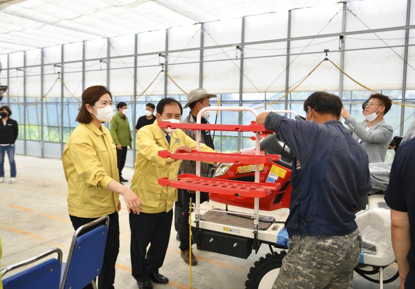 경기미 우수단지 농기계 전달식 - 11