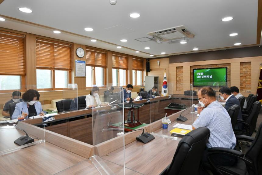 의원간담의 날 - 7