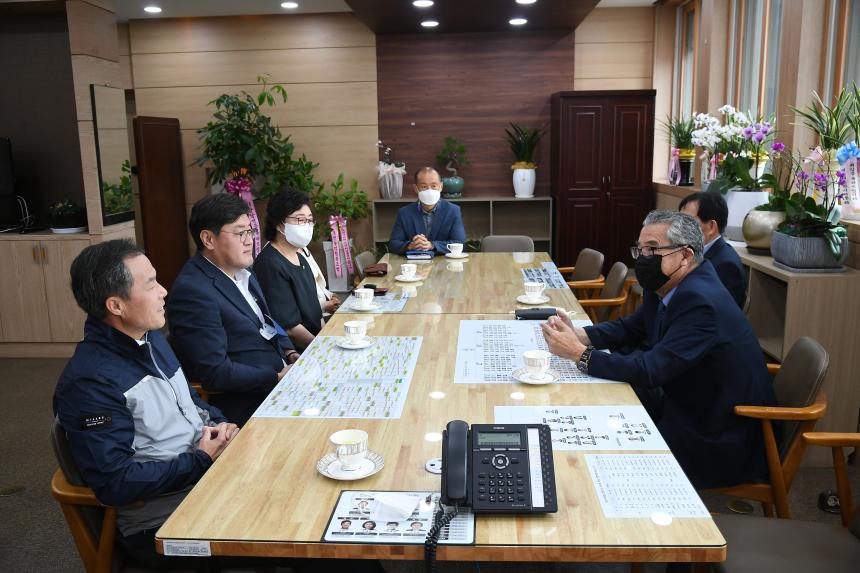 신임 이종훈 포천문화원장 방문 - 8