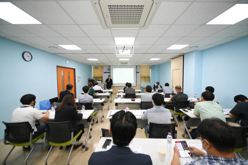 2022년도 행정사무감사 대비 포천시의회 의정역량강화교육 - 14