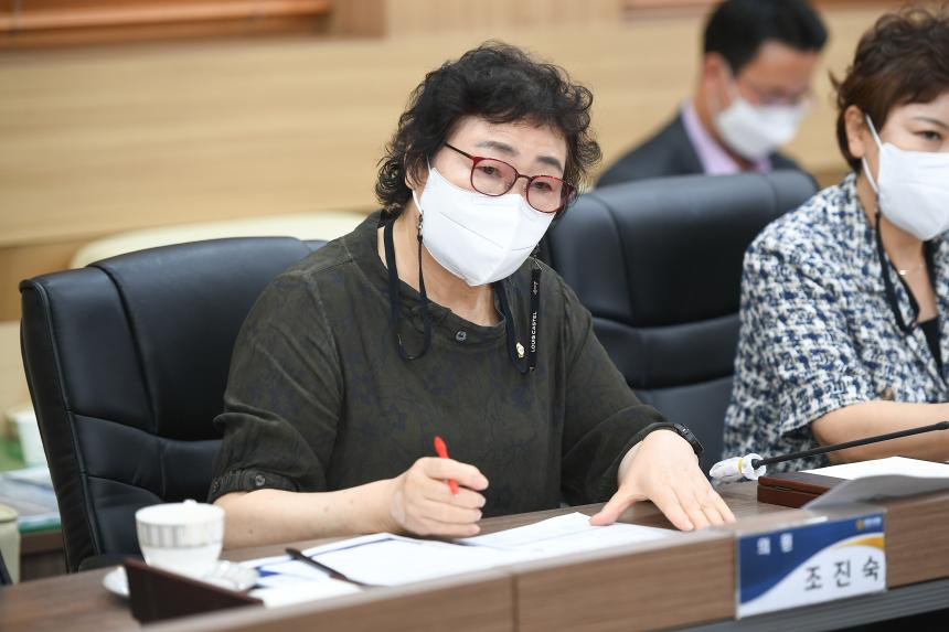 8월 중 의원간담회 - 13