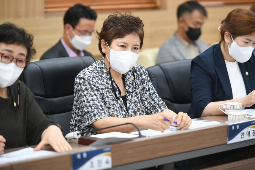 8월 중 의원간담회 - 14