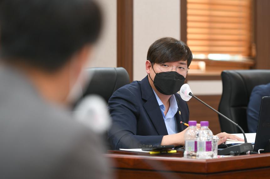 제166회 포천시의회 제1차 정례회 제1차 행정사무감사특별위원회 - 12