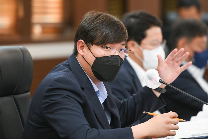 제166회 포천시의회 제1차 정례회 제1차 행정사무감사특별위원회 - 13