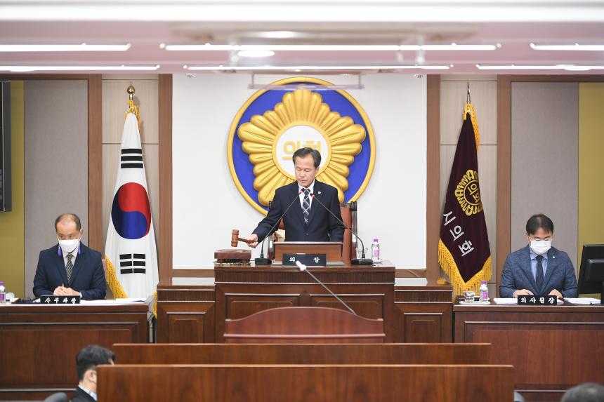 제166회 포천시의회 제1차 정례회 제3차 본회의 - 12