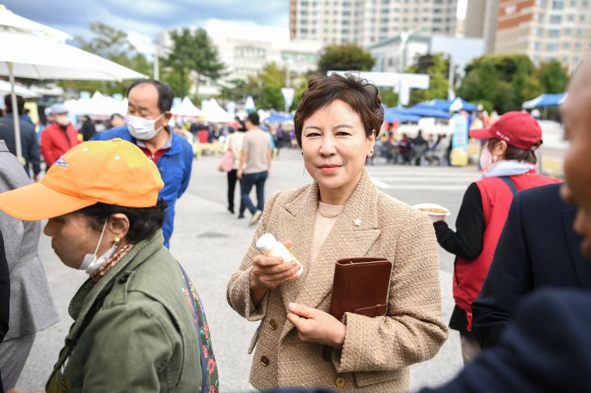 제20회 포천시민의 날 부스 방문 격려 - 21