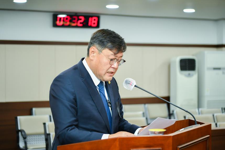 제167회 포천시의회 임시회 제2차 운영위원회, 제1차 6군단 부지반환 특별위원회, 조례등심사특별위원회 - 1