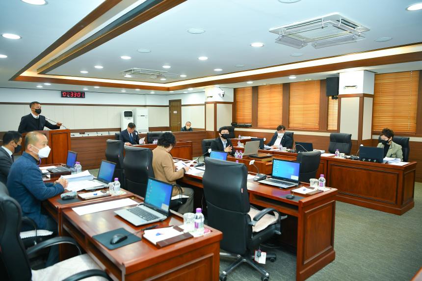 제167회 포천시의회 임시회 제2차 운영위원회, 제1차 6군단 부지반환 특별위원회, 조례등심사특별위원회 - 2