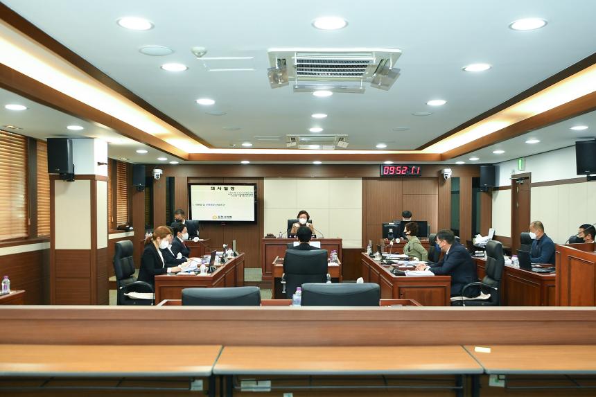 제167회 포천시의회 임시회 제2차 운영위원회, 제1차 6군단 부지반환 특별위원회, 조례등심사특별위원회 - 6