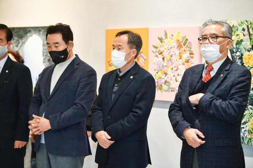 사) 포천미술협회 제 25회 전시회 - 12