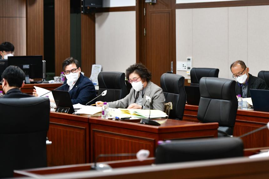 제168회 제2차 정례회 제2차 예결위 - 11