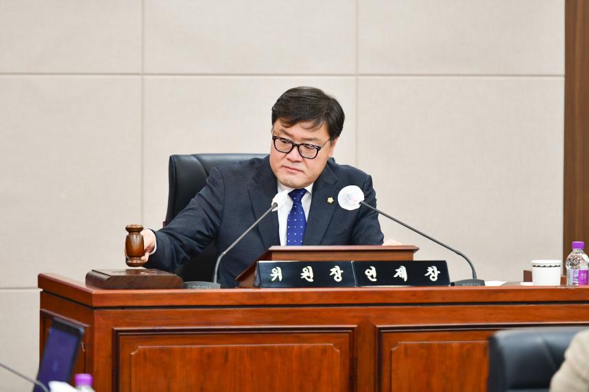 제169회 포천시의회 임시회 제2차 운영위원회, 6군단부지반환특별위원회, 조례등심사특별위원회 - 6