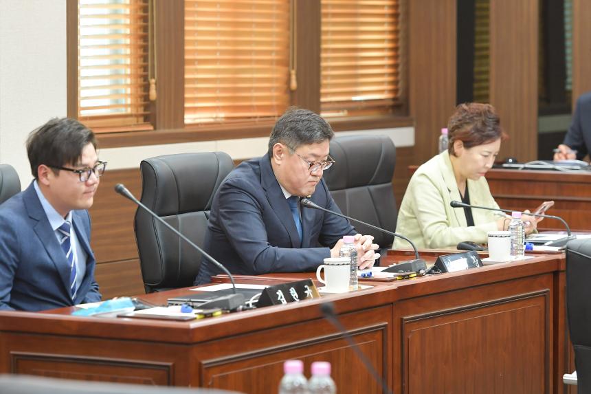 제172회 포천시의회 정례회 제1차 운영위원회 - 5