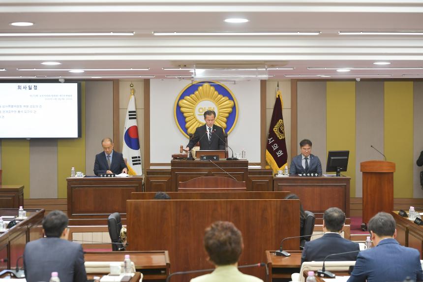 제172회 포천시의회 정례회 제1차 본회의 - 6