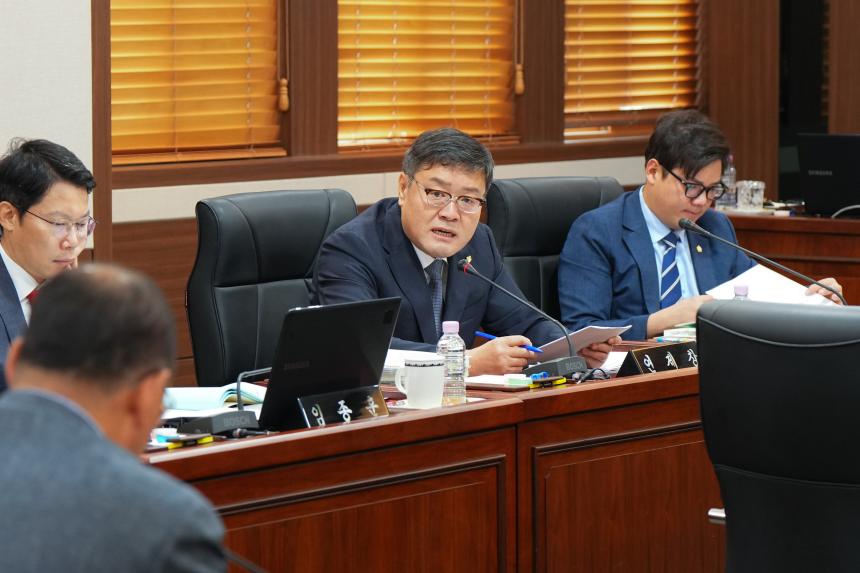 제172회 포천시의회 정례회 예산결산특별위원회 (6.5 ~ 6.6) - 3