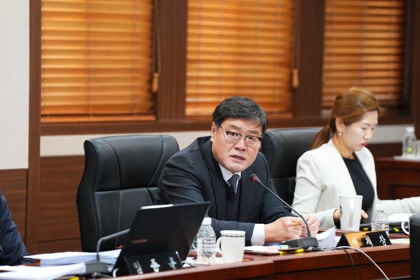 제175회 제2차 정례회 조례등심사특별위원회 - 11