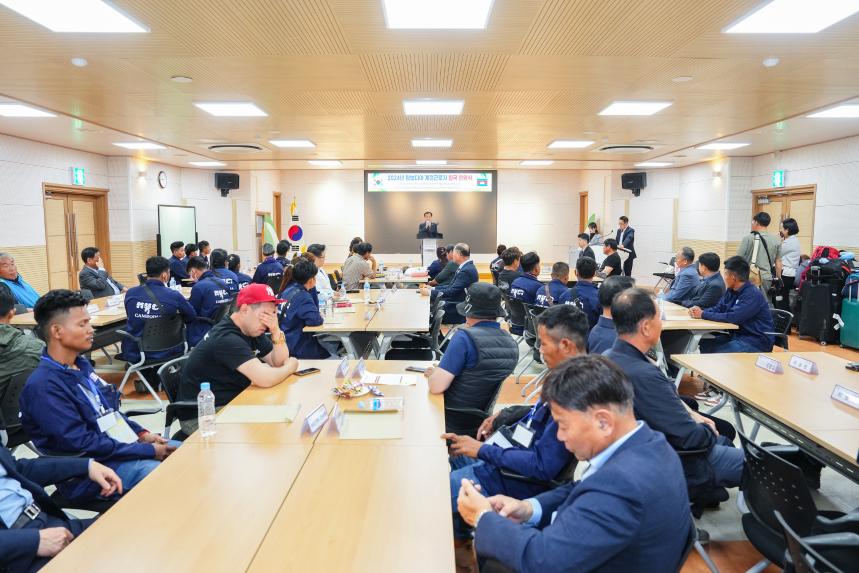캄보디아 외국인 계절근로자 2차 입국에 따른 환영식 - 5