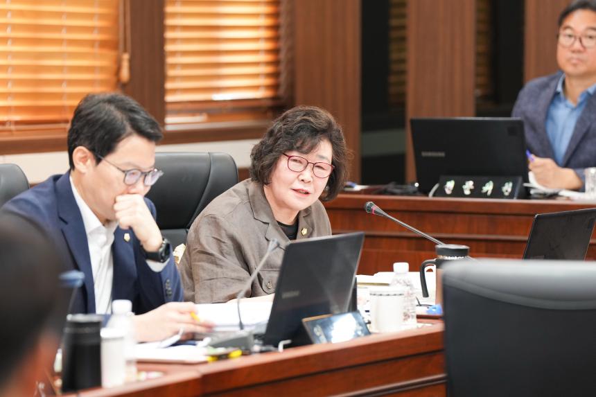제179회 포천시의회 정례회 행정사무감사특별위원회 1일차 - 7
