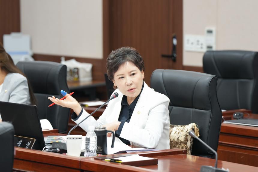 제179회 포천시의회 정례회 행정사무감사특별위원회 2일차 - 12