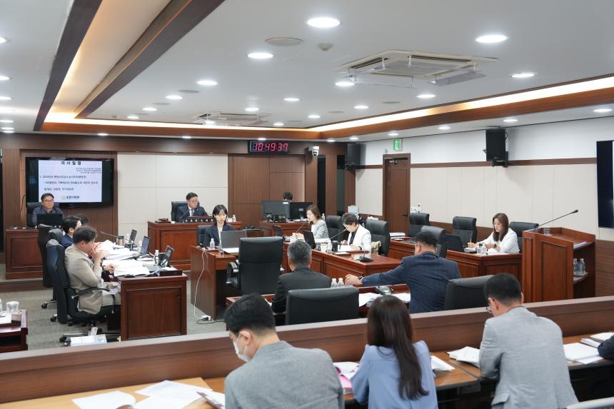 제179회 포천시의회 정례회 행정사무감사특별위원회 2일차 - 15
