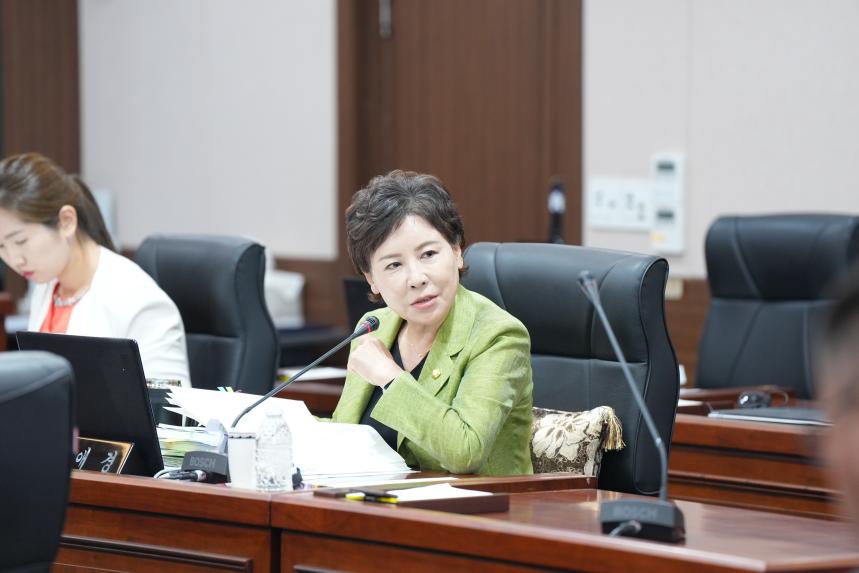 제179회 포천시의회 정례회 행정사무감사특별위원회 3일차 - 13