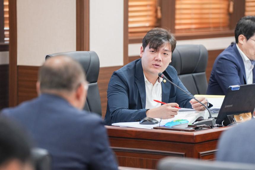 제179회 포천시의회 임시회 행정사무감사특별위원회 4일차 - 8