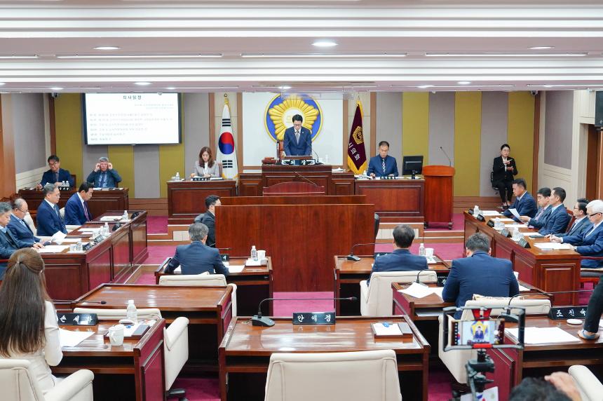 제182회 포천시의회 임시회 제1차 본회의