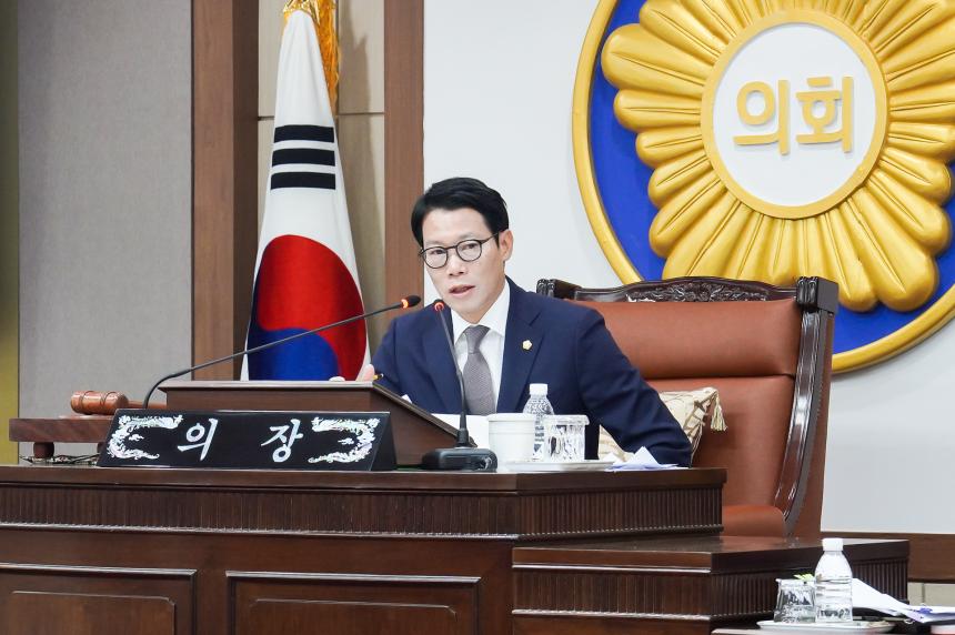 제182회 포천시의회 임시회 제3차 본회의 - 6