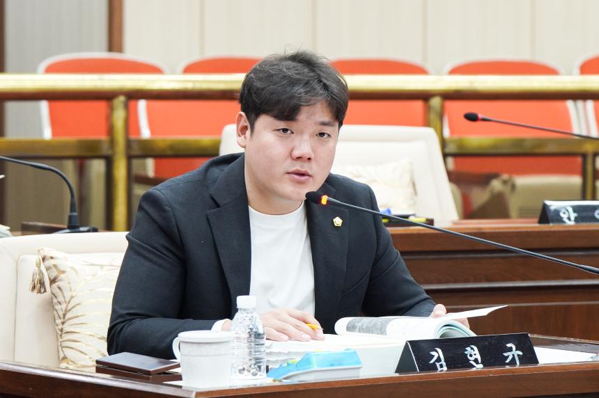 제182회 포천시의회 임시회 제3차 본회의 - 10