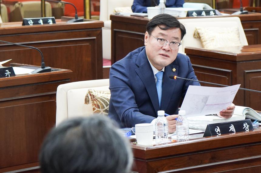 제182회 포천시의회 임시회 제3차 본회의 - 11