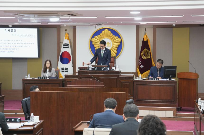 제183회 포천시의회 제2차 정례회 제1차 본회의 - 10