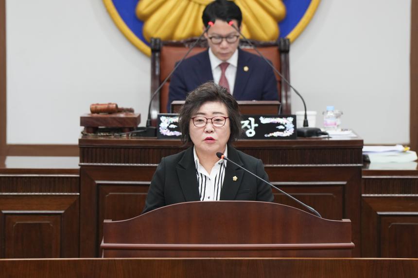 제184회 포천시의회 임시회 제1차 본회의 - 10