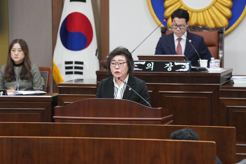 제184회 포천시의회 임시회 제1차 본회의 - 11