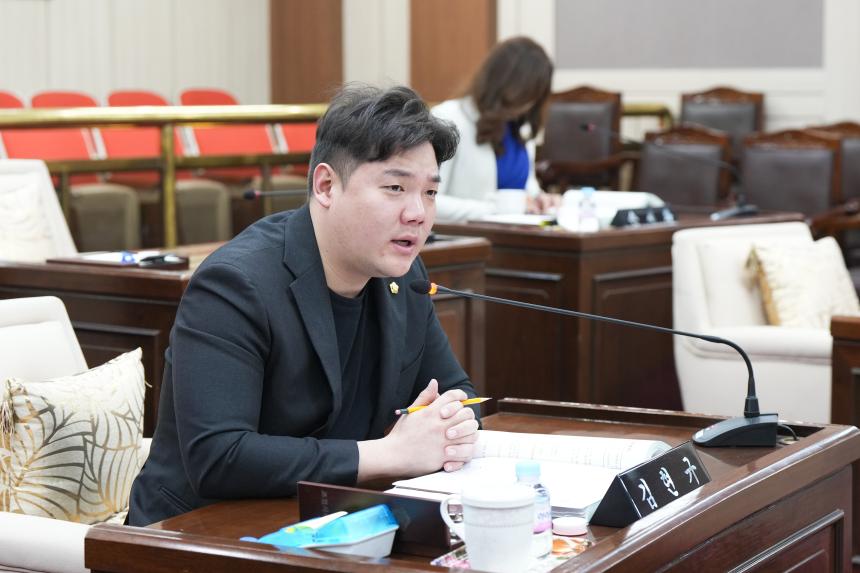제184회 포천시의회 임시회 제3차 본회의