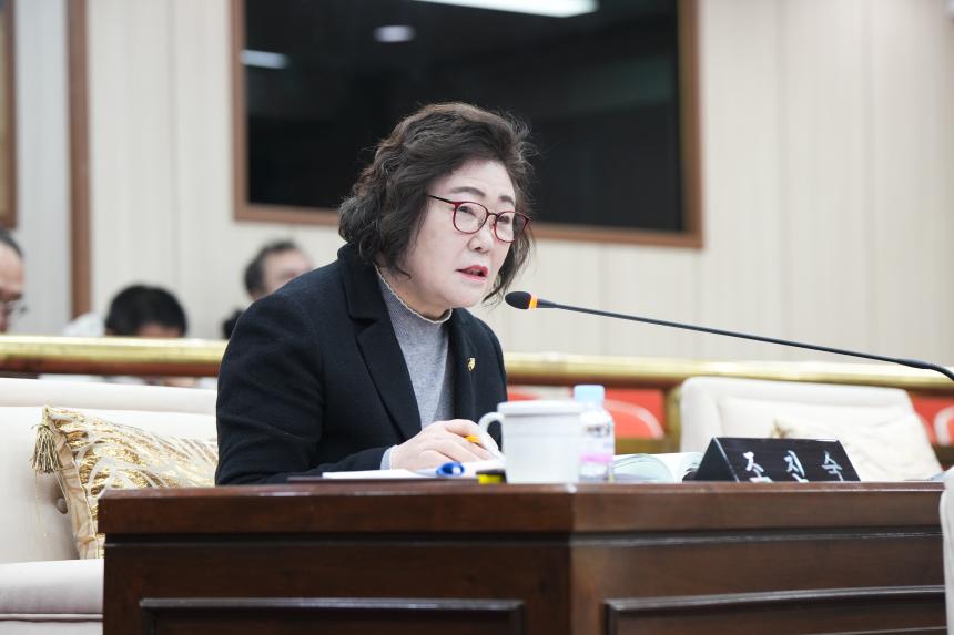 제184회 포천시의회 임시회 제3차 본회의 - 10