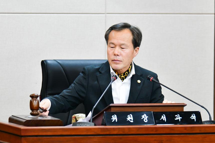 제184회 포천시의회 임시회 조례등심사특별위원회 - 13