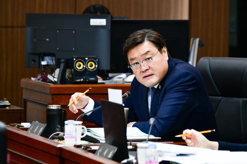 제184회 포천시의회 임시회 제1차 예산결산특별위원회