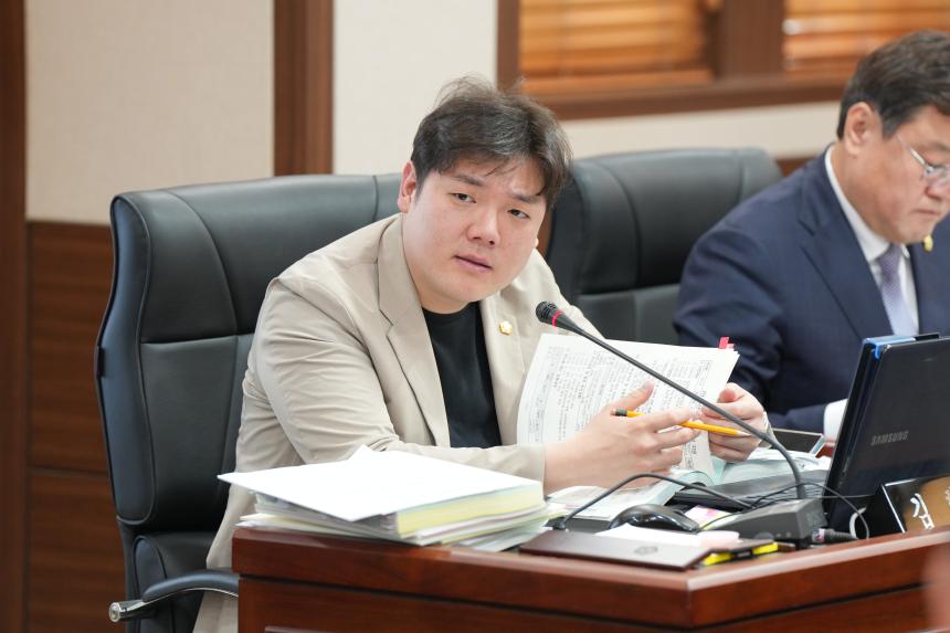 제185회 포천시의회 임시회 제2차 예산결산특별위원회