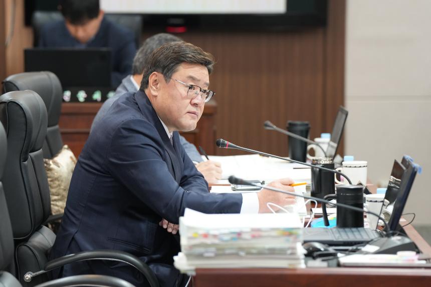 제185회 포천시의회 임시회 제2차 예산결산특별위원회